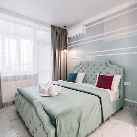 Royal Tower Vip Smart Apartments 1 Kiev Eksteriør billede