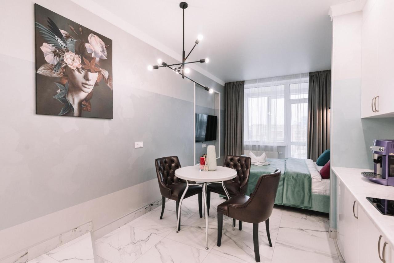 Royal Tower Vip Smart Apartments 1 Kiev Eksteriør billede